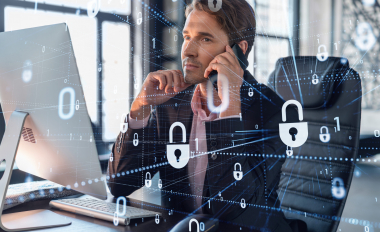 Der IT-Security Consultant sorgt für Datensicherheit in Unternehmen, Organisationen und Behörden.
Bildquelle: Foto: ©VideoFlow #430364482 - Adobe Stock