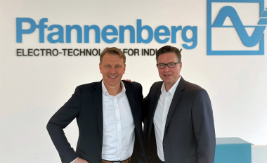 Jan Lautenschläger (links) neuer Geschäftsführer der Pfannenberg Europe GmbH und Volker Hahn CSO und Regional Sales Director
Bildquelle: Pfannenberg