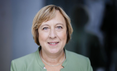Cornelia Okpara, Hauptgeschäftsführerin des BDSW 