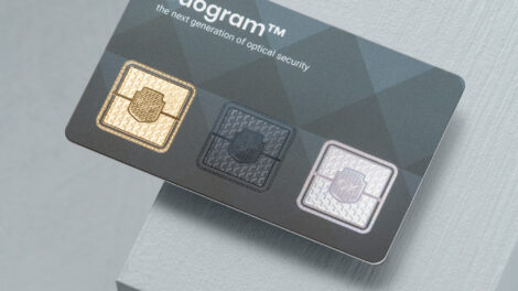 PCS bietet für RFID-Karten jetzt eine Ausstattung mit Duogram an. Individuelles Duogram erhöht zudem den Kopierschutz.
